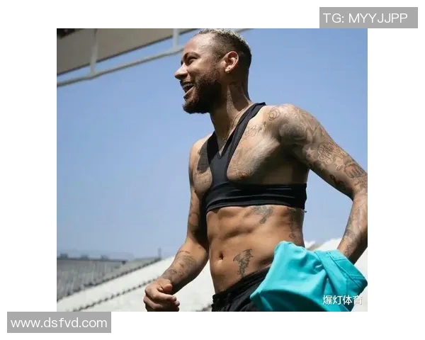 足球明星如何通过科学训练打造完美腹肌的秘诀与方法分享